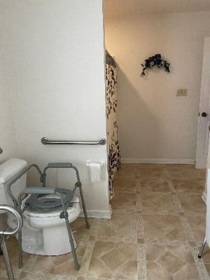 Morning Glory Senior Living - Gallery Image 6