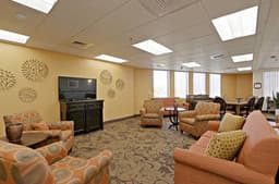 Pueblo Norte Senior Living Community - Gallery Image 3