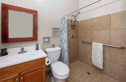 Bella Vita Assisted Living - Las Palmaritas - Gallery Image 6