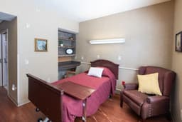 New Albany Care Center - Gallery Image 5