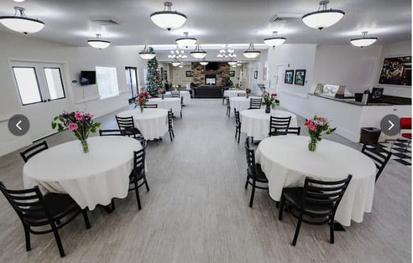 The Lodge At Riverton - Gallery Image 3