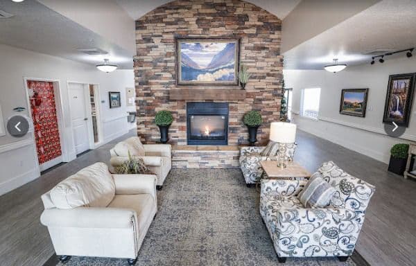 The Lodge At Riverton - Gallery Image 5