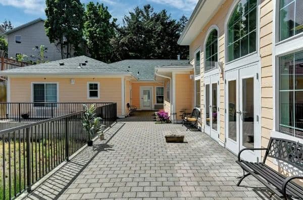 Tabor Crest Memory Care - Gallery Image 4
