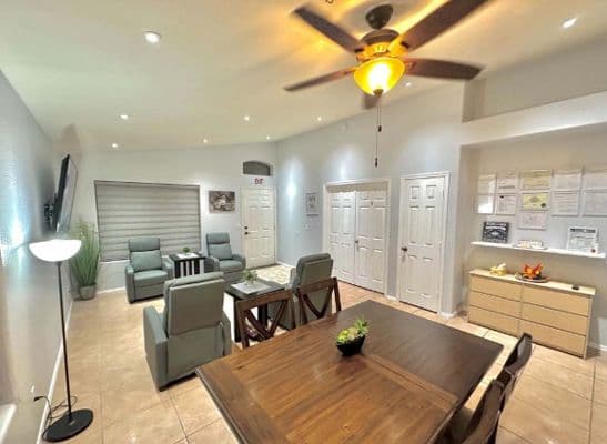 Gift Of Love Assisted Living Llc - Gallery Image 3