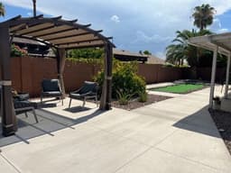 Senior Paradise Living - Gallery Image 3