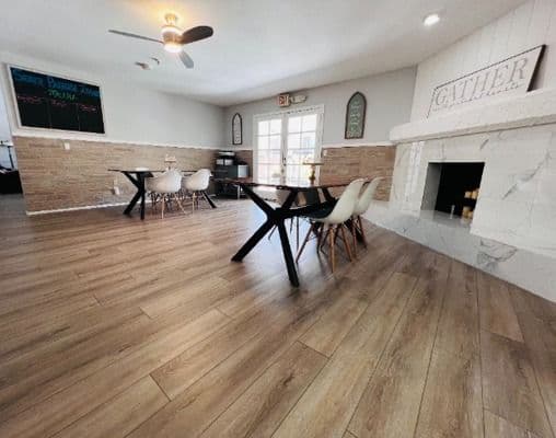 Senior Paradise Living - Gallery Image 5