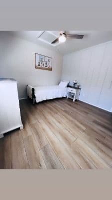 Senior Paradise Living - Gallery Image 6