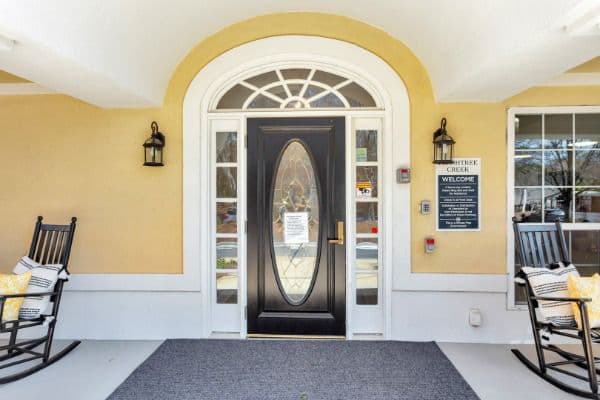 Peachtree Creek Memory Care - Gallery Image 4