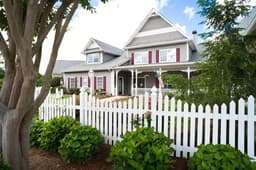 COUNTRY VILLAGE SENIOR LIVING - Gallery Image 1