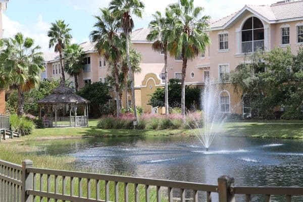 Inn At Aston Gardens At Pelican Pointe(By Discovery Senior Living) - Gallery Image 2
