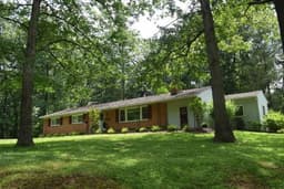 Embrasse Moi Assisted Living - Gallery Image 1