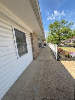 Gentle Steps - Gallery Image 3