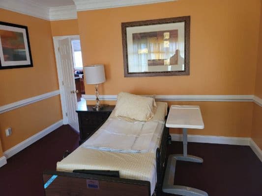 Harmony Rose Senior Care Living - Gallery Image 6
