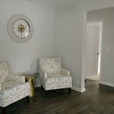 The Retreat At Meadowbrook - Gallery Image 2