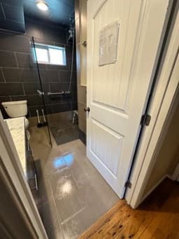 Senior Living Norwoods Hacienda Iii - Gallery Image 5