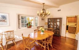 Coastal Charm Of Tustin - Gallery Image 4
