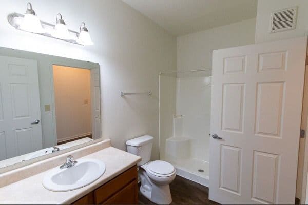 Brookhaven At County Line - Gallery Image 6
