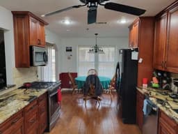 Rose Garden Senior Living - Gallery Image 6