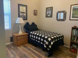 The Mom And Dad Solutions Assisted Living - Gallery Image 3