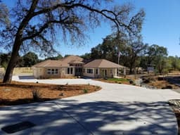 All Seasons Pheasant Ridge - Gallery Image 2