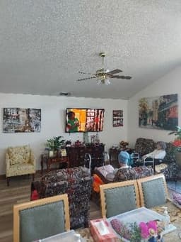 Homeville Care - Gallery Image 6