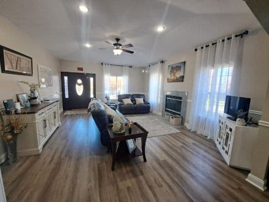Domnita's Homecare - Gallery Image 2