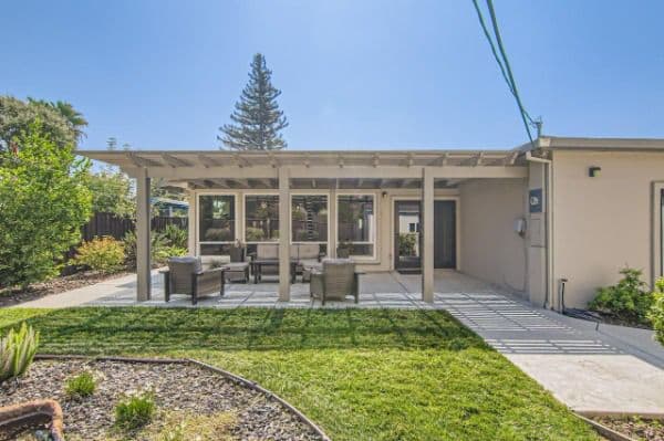 Varta's Place - Gallery Image 1