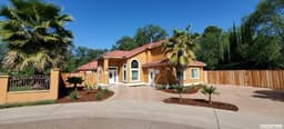 Sungarden Villa Iii - Gallery Image 1