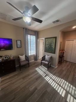 A Helping Hand Assisted Care Home - Gallery Image 6