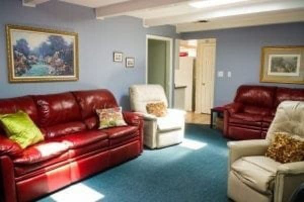 Assured Senior Living - Carter - Gallery Image 5
