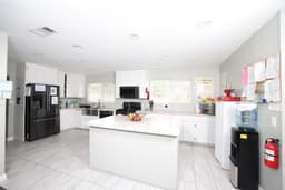 Renaissance Living Ii - Gallery Image 4
