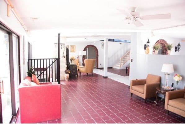Bea’S Hive Assisted Living 2