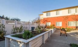 Carlton Senior Living Sacramento - Gallery Image 5