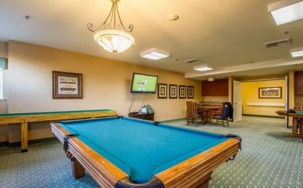 Carlton Senior Living Sacramento - Gallery Image 6