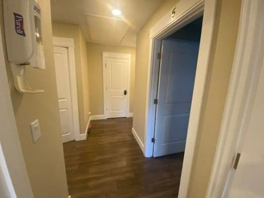 Royal Guest Home, Dennise Anderson - Gallery Image 3