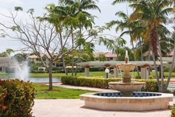 Willowbrooke Court At St Andrews - Gallery Image 3