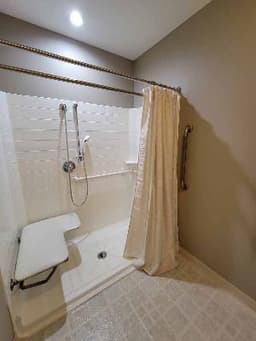 The Gardens Assisted Living At Fair Oaks - Gallery Image 4