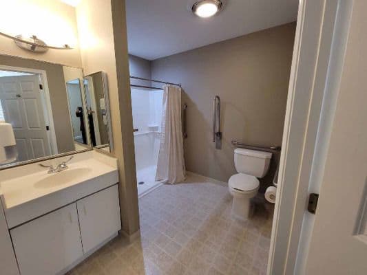 The Gardens Assisted Living At Fair Oaks - Gallery Image 5