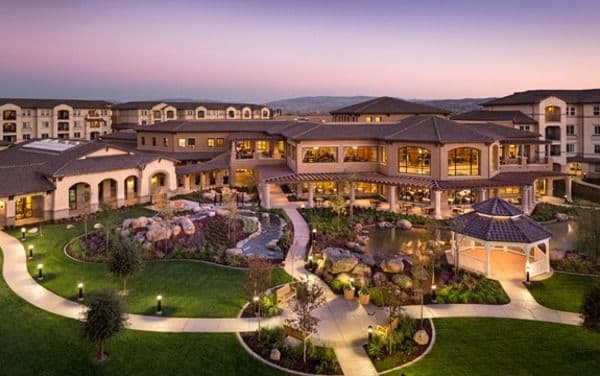 The Glen at Scripps Ranch - Gallery Image 3