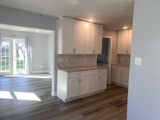 B Moore'S Home Away From Home 2 Llc - Gallery Image 4