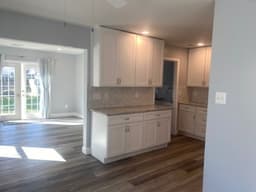 B Moore'S Home Away From Home 2 Llc - Gallery Image 4