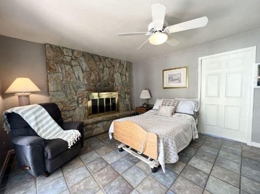Sage House - Crocus - Gallery Image 4