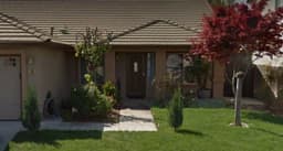 White Rock Seniors Home - Gallery Image 1
