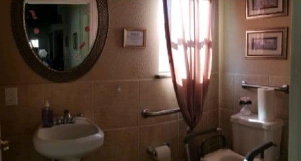 Litchfield Park Memory Care - Gallery Image 3