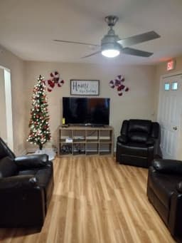 Fran Cares Assisted Living - Gallery Image 2
