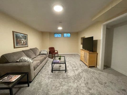 Hillview Senior Care Home, Misty Holliday - Gallery Image 3