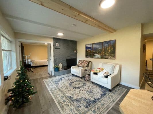 Hillview Senior Care Home, Misty Holliday - Gallery Image 5