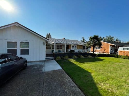Divine Oasis Adult Foster Care Home, Amanda Zavala