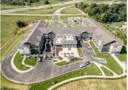 Bridgepointe Gardens - Gallery Image 4