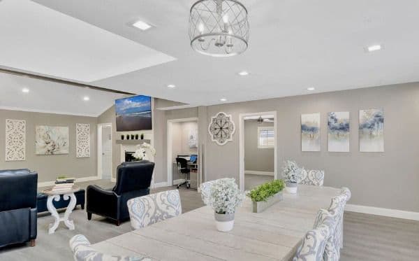 Silver Leaf - 2508 Crawford - Gallery Image 6